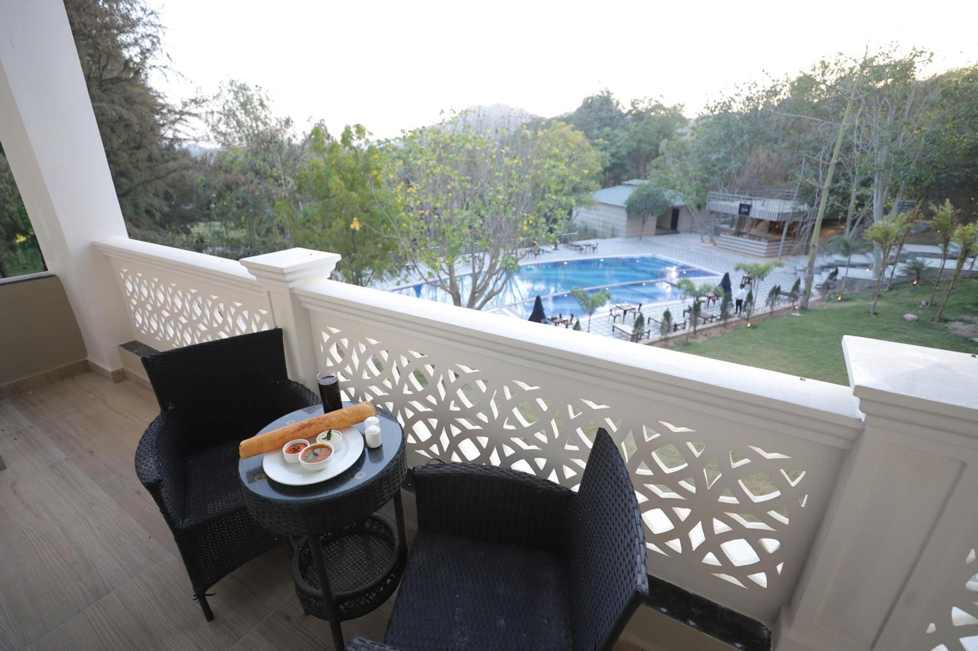 Essentia Luxury Resort & Spa Udaipur Exterior photo